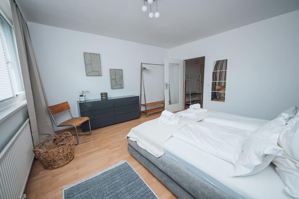 Designer-apartment Zum Wohlfuehlen * Vienna