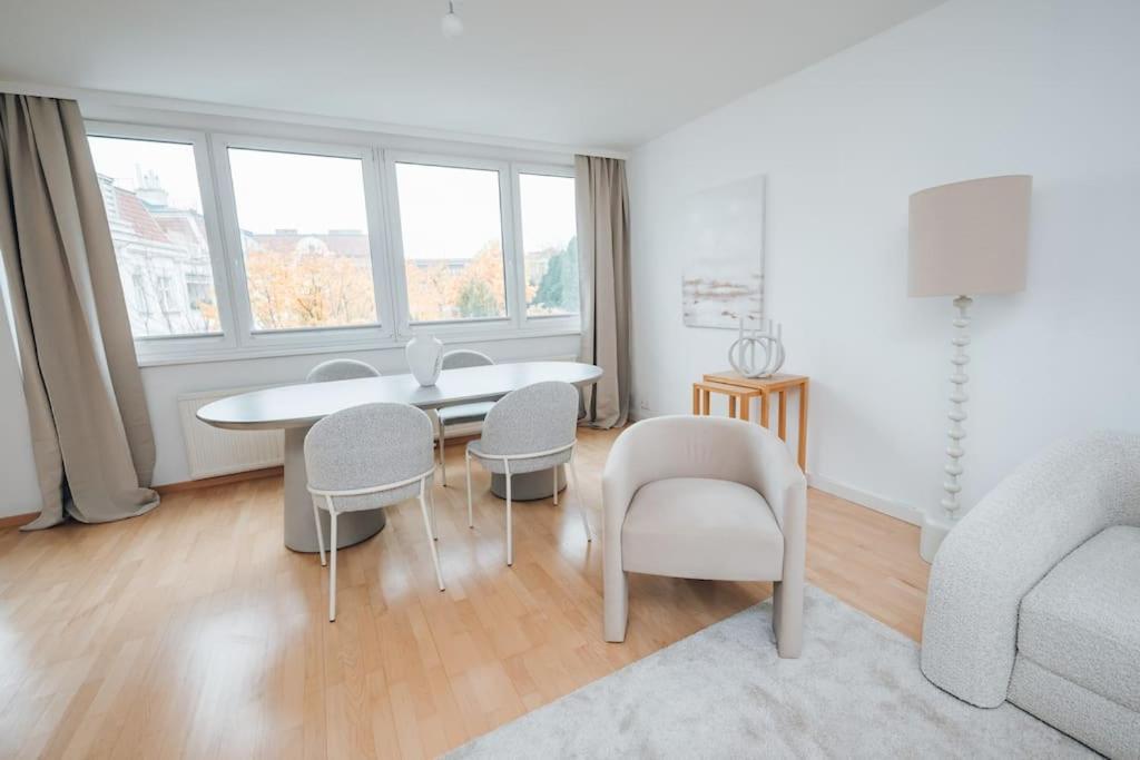 Designer-apartment Zum Wohlfuehlen Apartmán